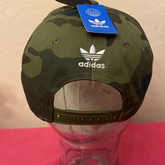 🆕 Adidas SnapBack Cap - Picture 8 of 11